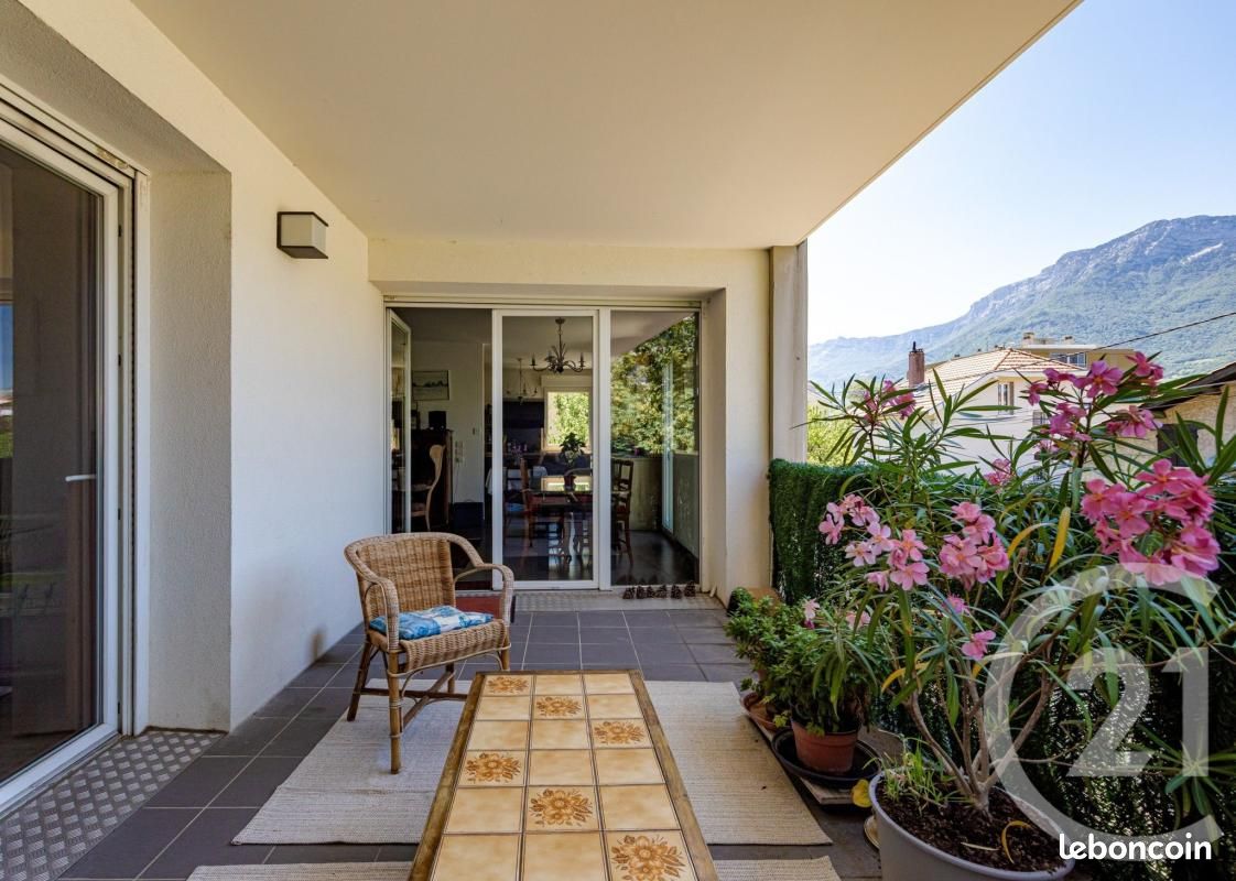 Appartement 5 pièces 103 m² · à Grenoble · 103 m² · 259 000 €
