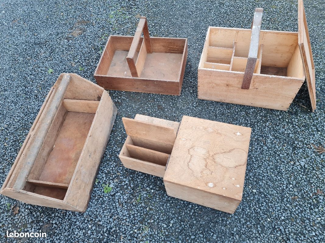 Caisses en bois (image 1)