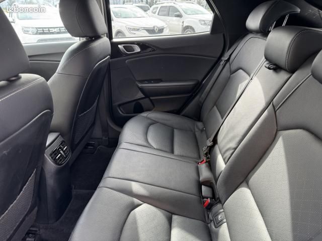 Kia Xceed 1.6l CRDi 136 ch DCT7 ISG Premium (image 10)