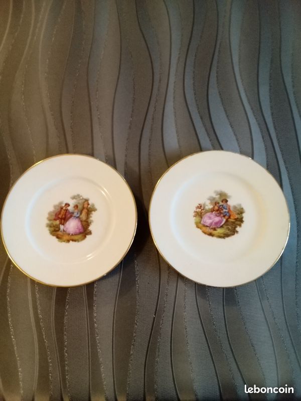2 petites assiettes décorative de Limoges (image 1)