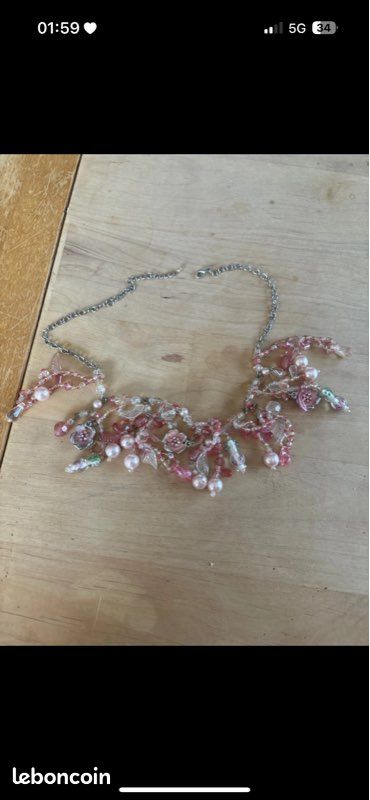 Collier (image 2)