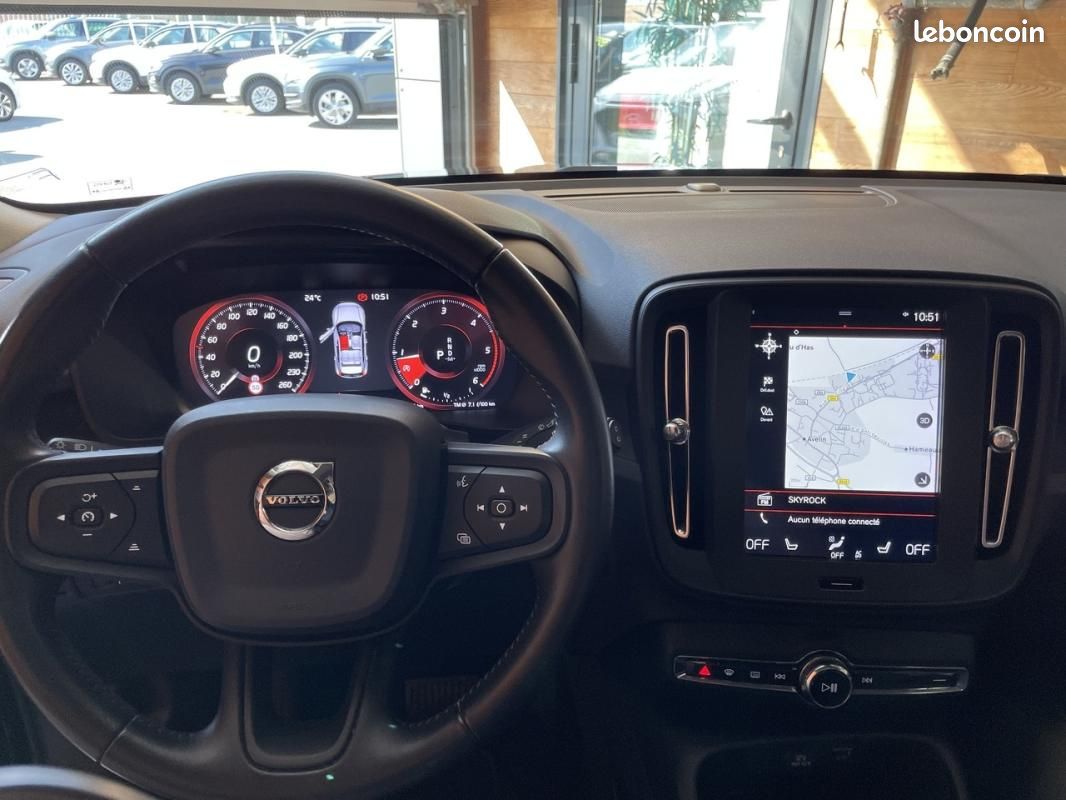 Volvo XC40 D3 150CH GEARTRONIC 8 MOMENTUM (image 16)