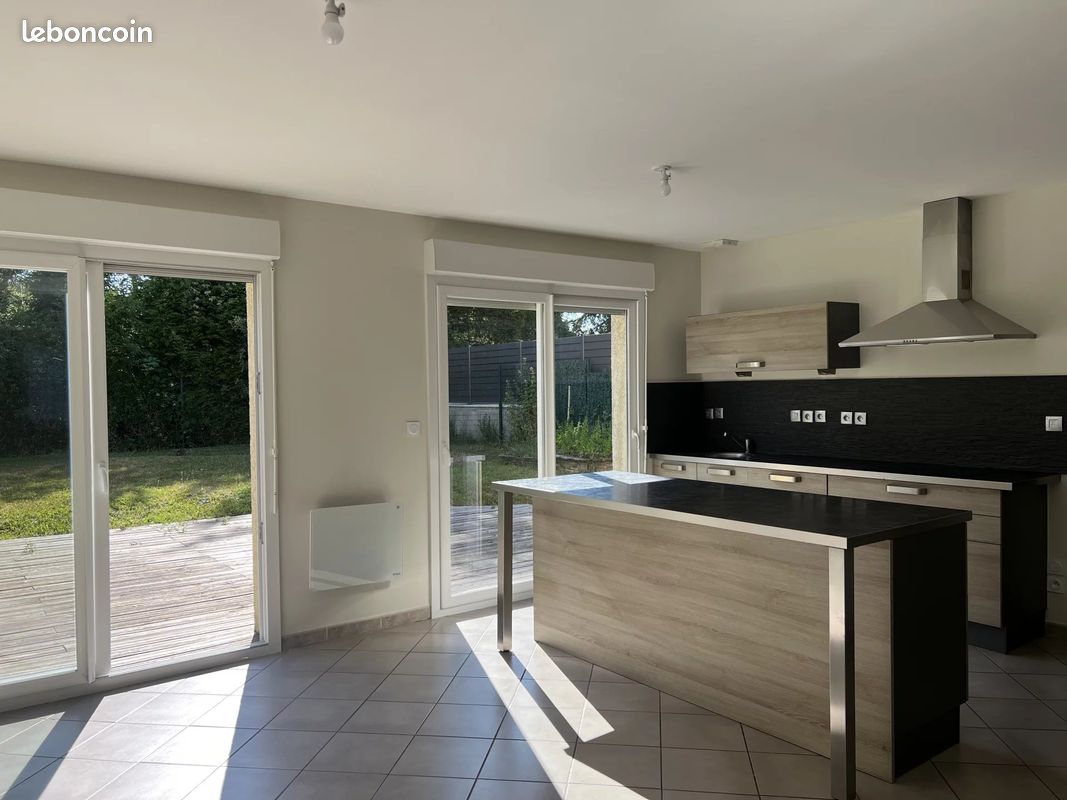 Maison a louer oyonnax - 4 pièce(s) - 97 m2 - Surfyn