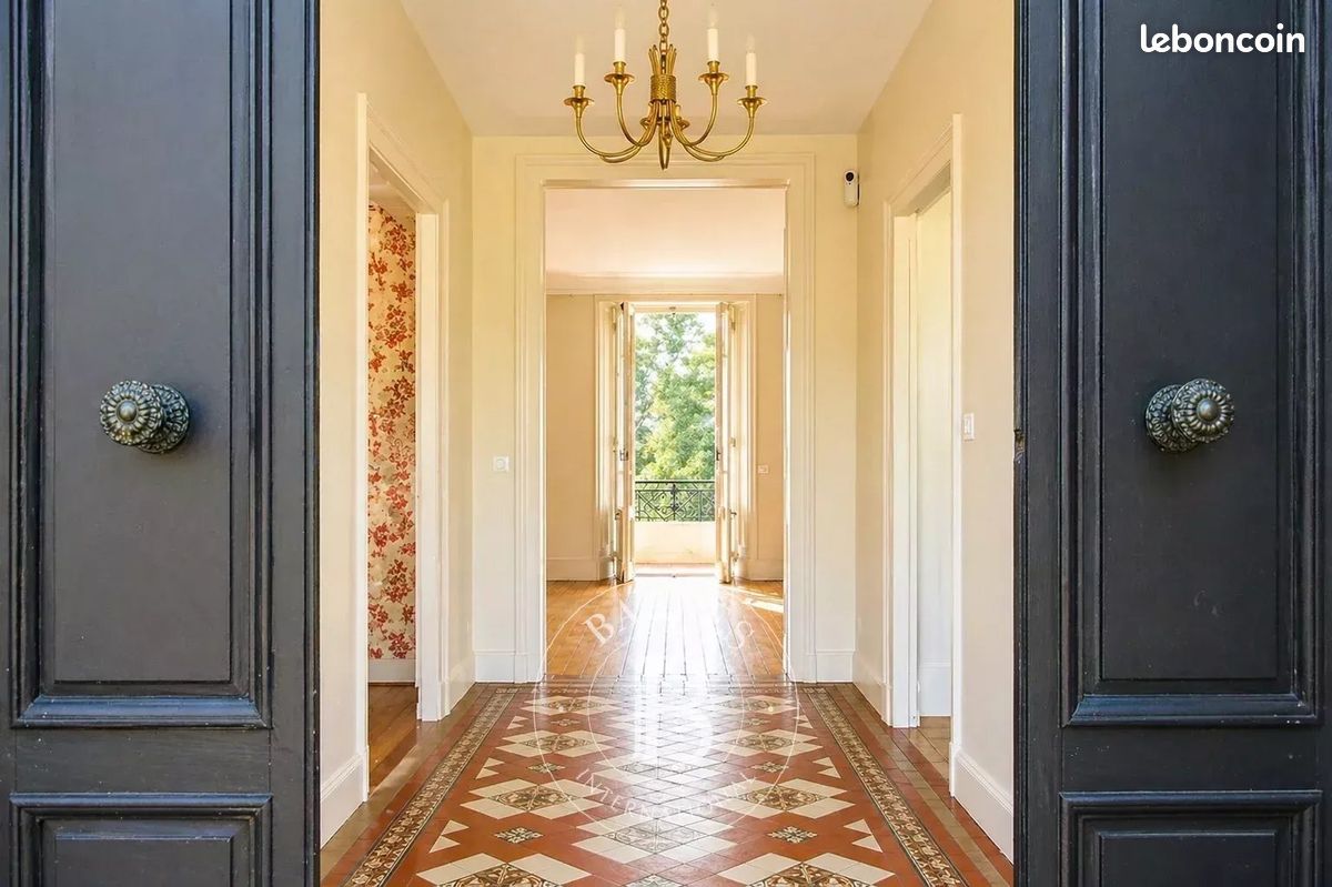 Maison 270 m² · à Provins · 270 m² · 685 000 €