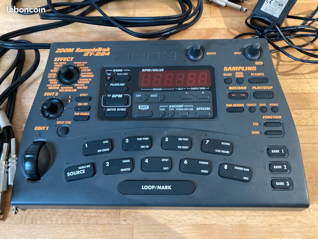 Zoom SampleTrak ST224 – Studio D’échantillonnage (Occasion, Bon état)