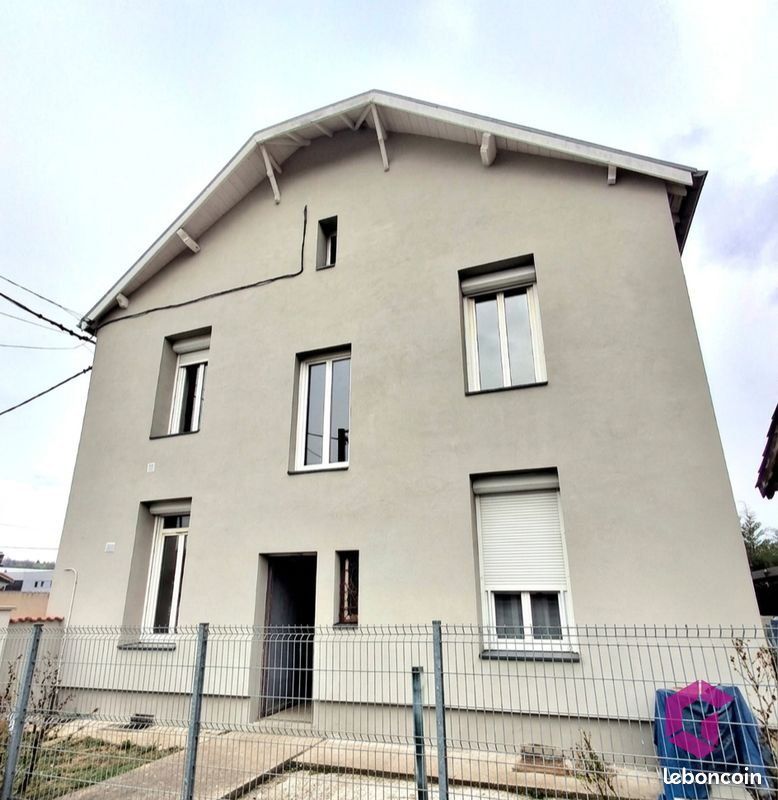 Immeuble 8 pièces 182 m² · à Firminy · 182 m² · 229 000 €