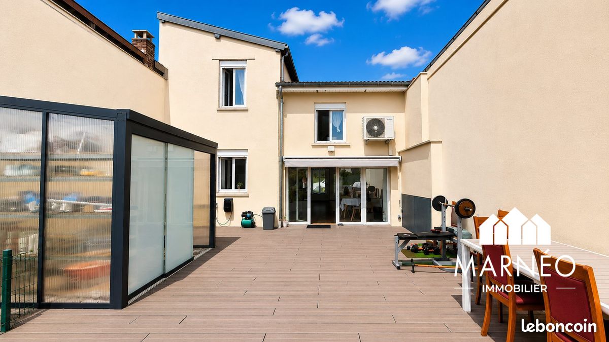 Maison 5 pièces 131 m² · à Saint-Memmie · 131 m² · 249 000 €