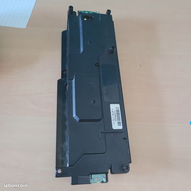 Alimentation Ps3 super slim (image 2)