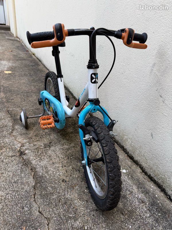 Vélo enfant avec petites roues 14 pouces (image 1)