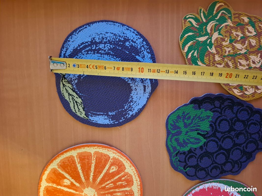 Lot De 9 Sous-verres En Métal Vintage - Dessins Enfants - Occasion