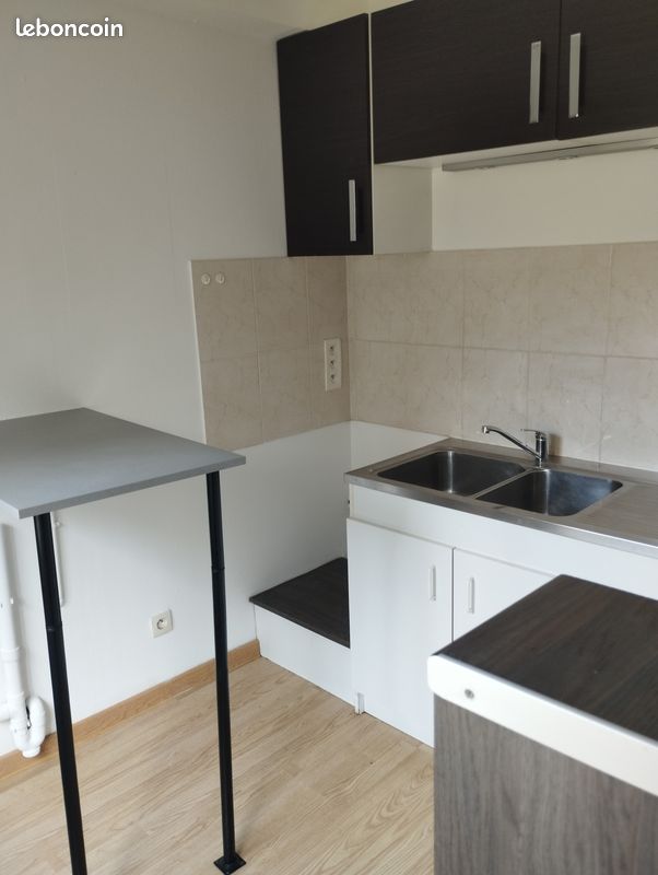 Appartement 1 pièce 21 m² · à Villedieu-les-Poêles-Rouffigny · 21 m² · 280 €