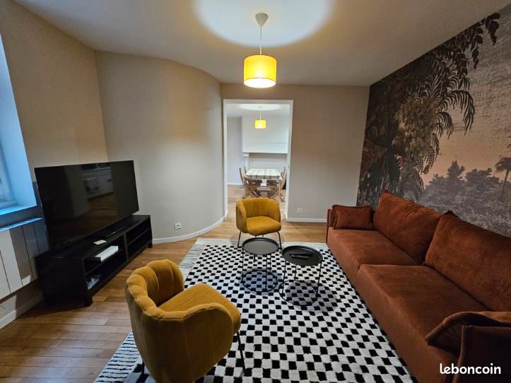 Appartement 4 pièces 110 m² · à Bourges · 110 m² · 1 250 €