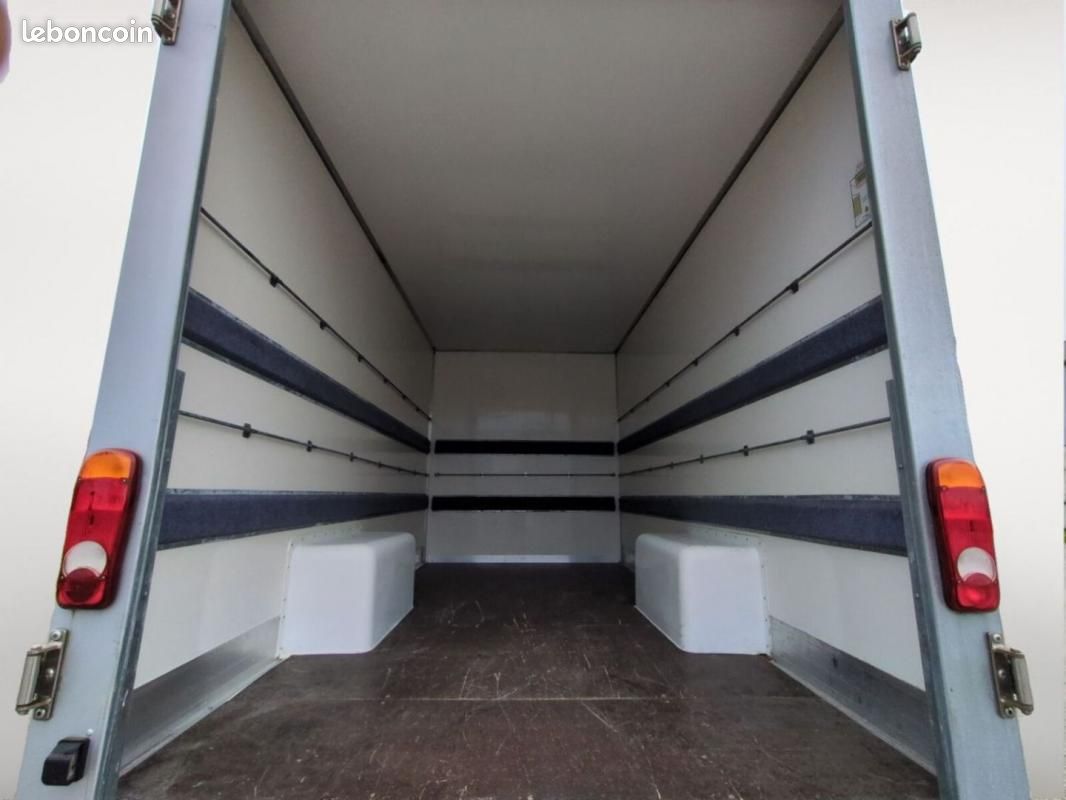 Fiat Ducato GRD VOL 3.5 MAXI L 2.3 MULTIJET 130CH CAISSE DEMENAGEMENT (image 11)