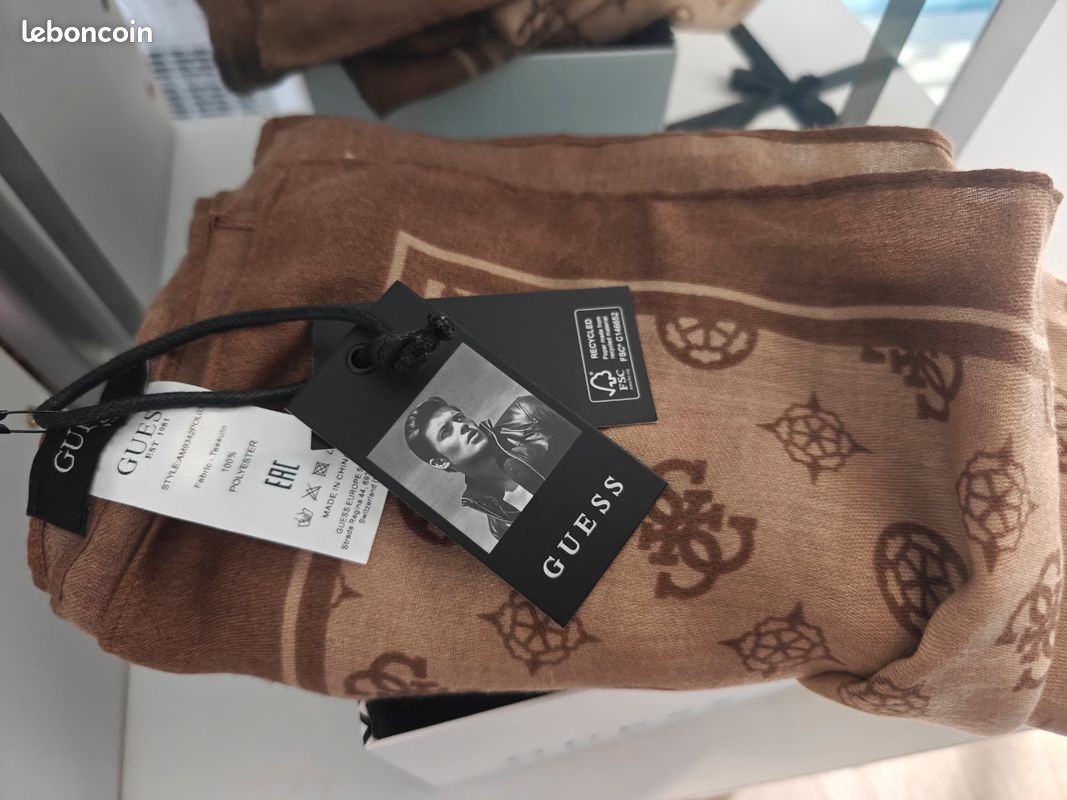 Foulard GUESS (image 2)