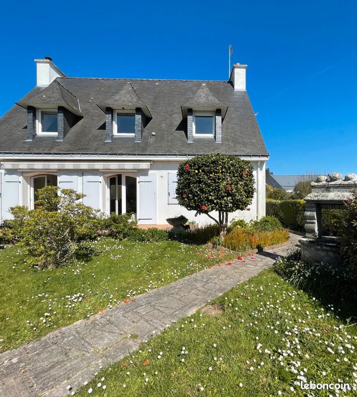 Maison 8 pièces 165 m² · à Larmor-Plage · 165 m² · 647 900 €