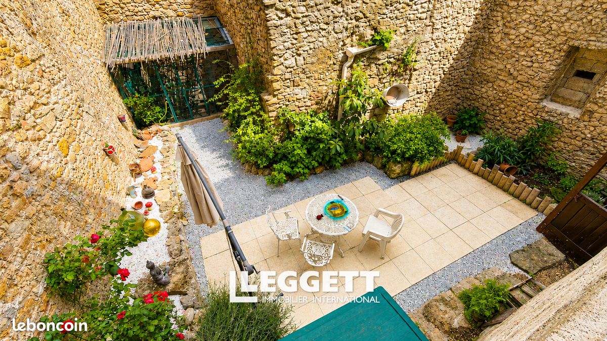 Maison 5 pièces 180 m² · à Neffiès · 180 m² · 335 000 €