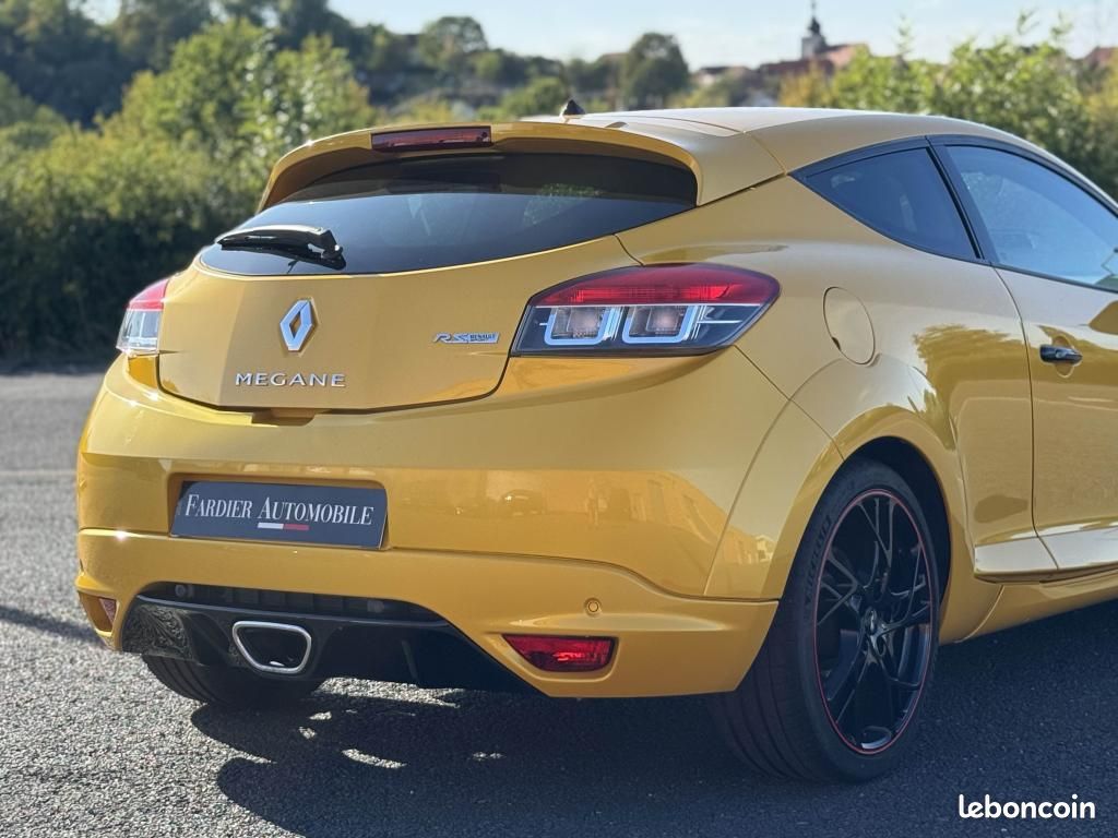 RENAULT MEGANE Mégane Coupé 2.0i 16V - 265 III COUPE Trophy PHASE 1 (image 11)