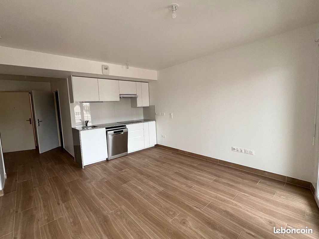 Appartement a louer - 2 pièce(s) - 44 m2 - Surfyn