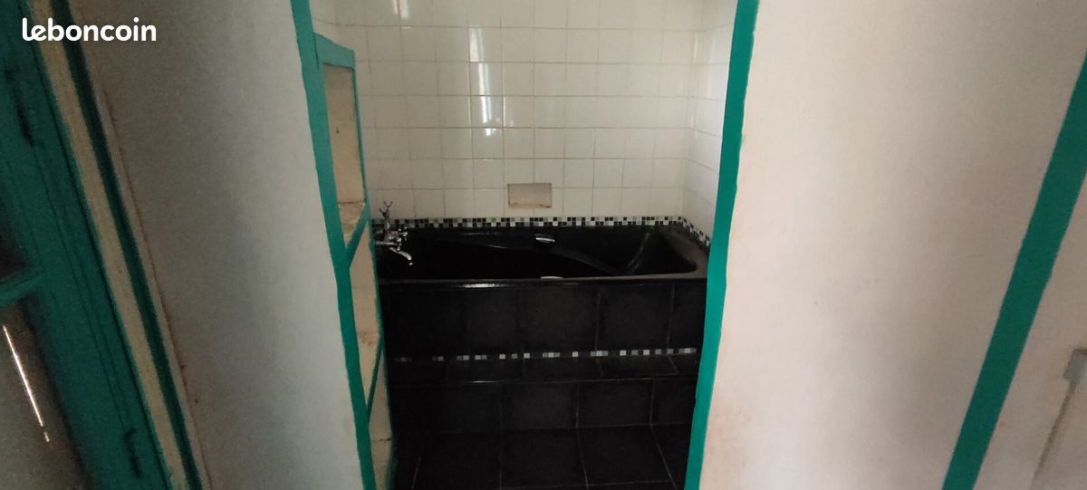Propriété 6 pièces 153 m² - Coteaux-du-Blanzacais 16250 (image principale 7)