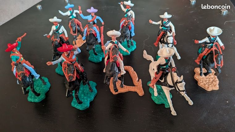 Lot De +40 Figurines Plastique Vintage Timpo Toys - Années 1960 - Très Bon état