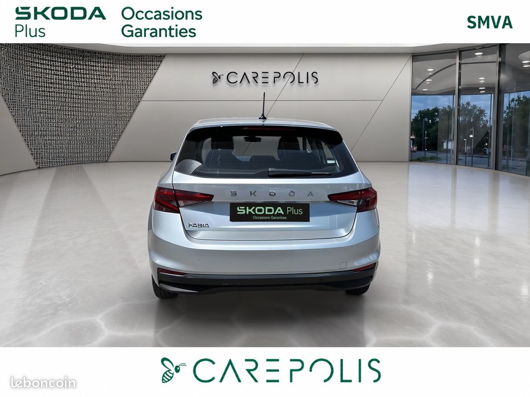 SKODA Fabia 1.0 MPI 80 ch BVM5 Selection (image 4)