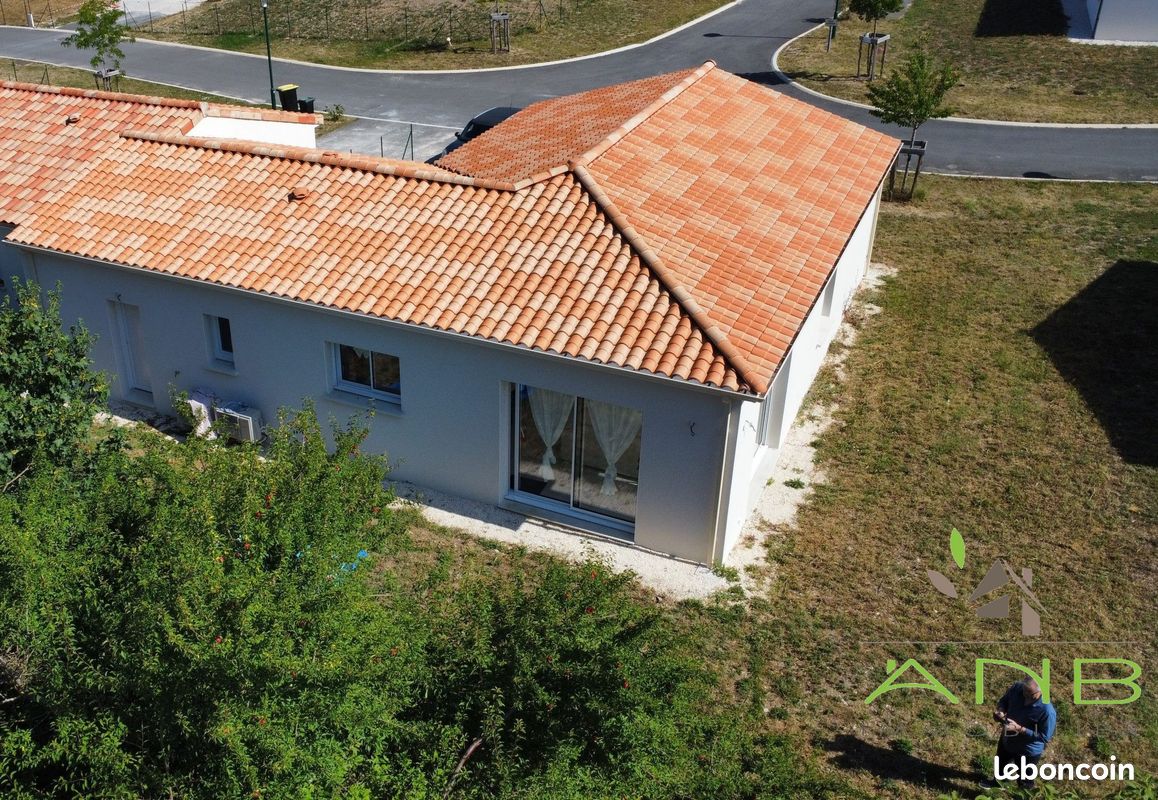 Maison 4 pièces 90 m² · à Fouquebrune · 90 m² · 197 500 €