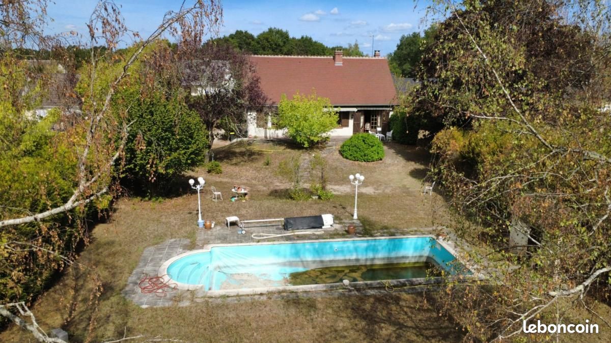 Maison 5 pièces 164 m² · à Villemandeur · 164 m² · 210 000 €
