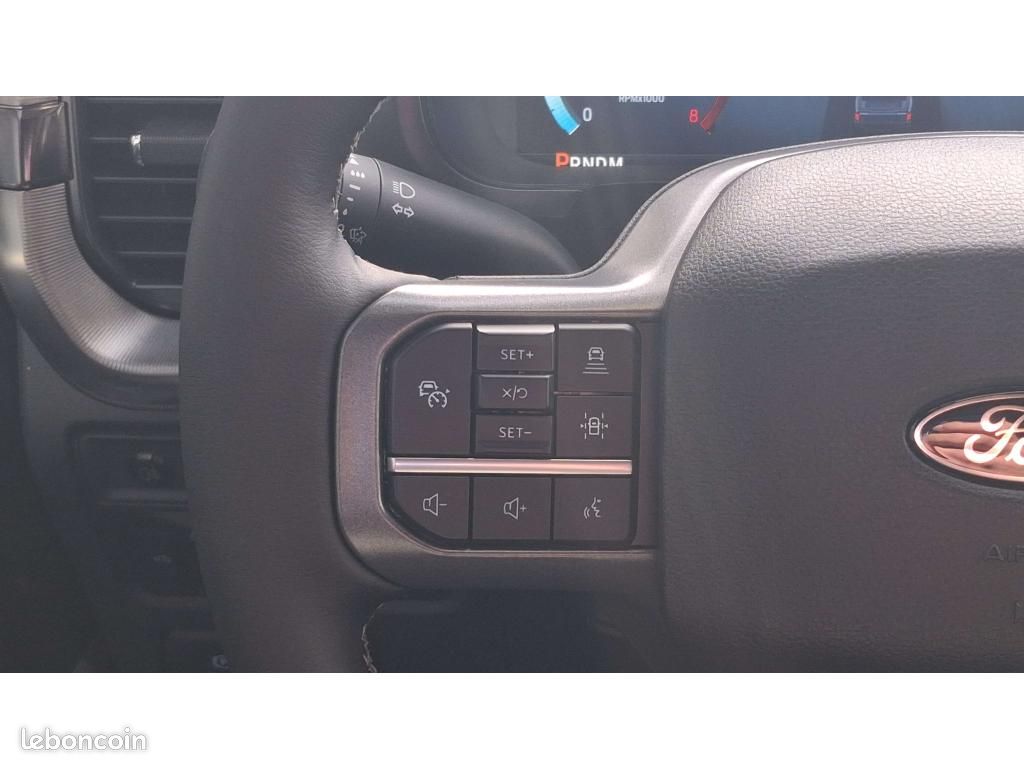 FORD F150 Supercrew LARIAT Black Package V8 5.0L (image 19)
