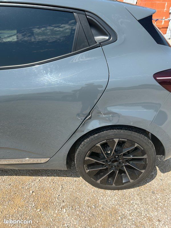 Clio 5 (image 2)