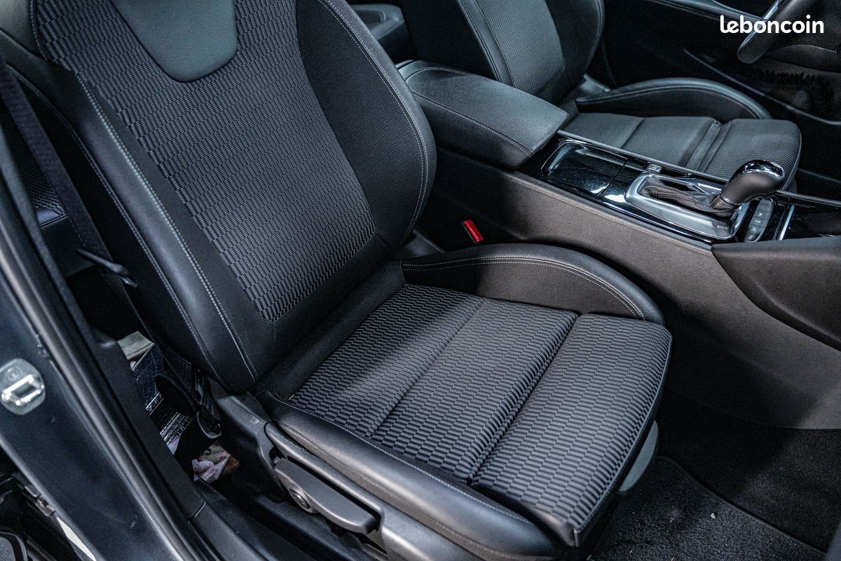 Opel Insignia Grand Sport 1.5 D 122ch - Caméra - Carplay - Visible dans notre showroom (image 40)