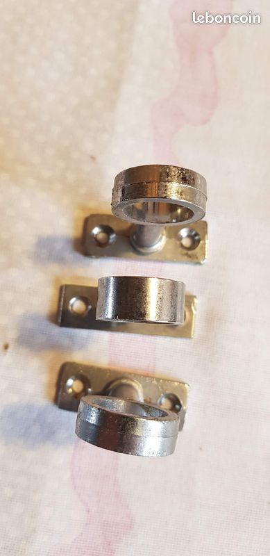 Gedotec Lot de 4 supports ronds pour tringle à vêtements de 18 mm de
