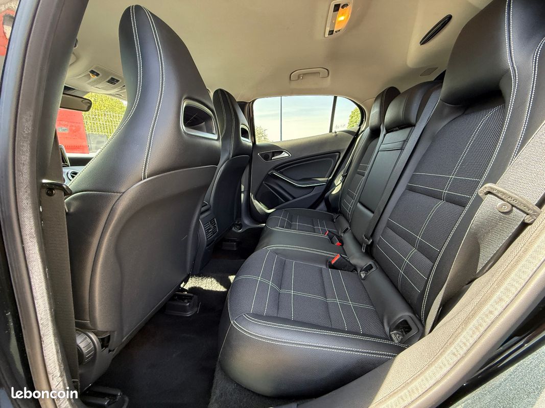 MERCEDES CLASSE GLA 200 2.1 CDI 136 cv (image 11)