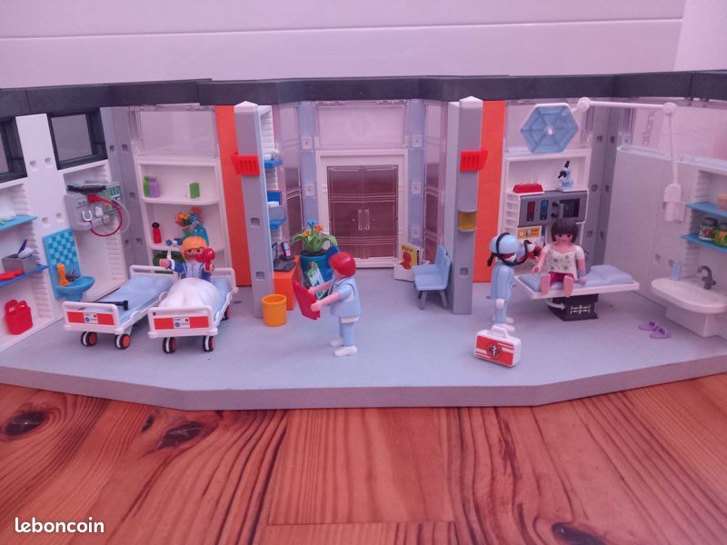 Playmobil Clinique équipée (70191) Jeux Jouets - Main Image