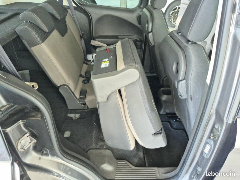 Ford Tourneo Courier 1.0E 100ch Titanium (image 31)