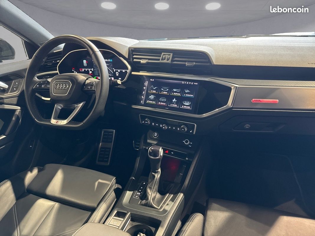 AUDI Q3 35 TFSI 150 ch S tronic 7 S line plus (image 10)