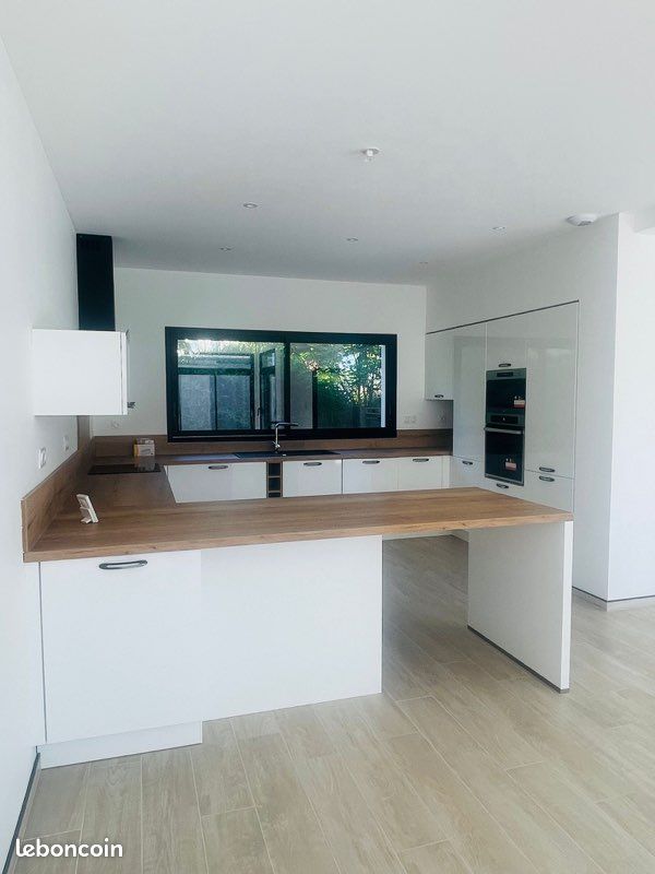 Maison 6 pièces 162 m² · à La Mézière · 162 m² · 520 000 €