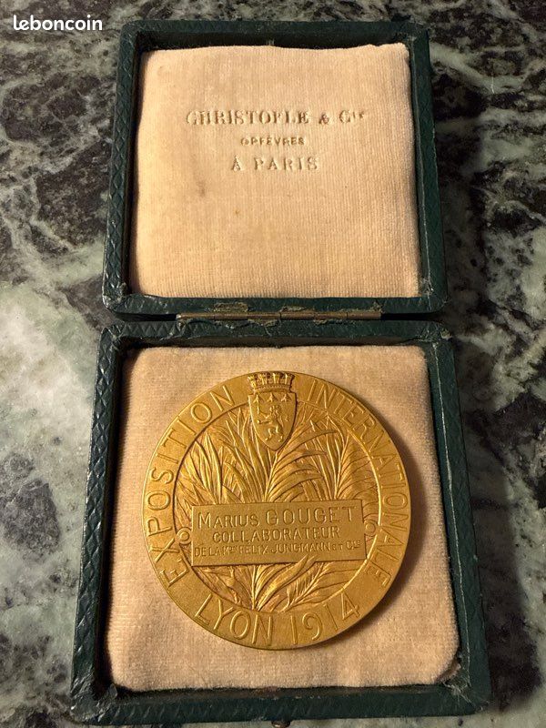 Broche Vintage Congrès Cannes 1914 En Bronze Doré - Occasion