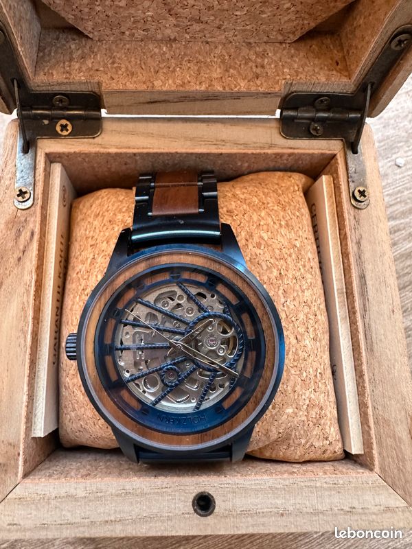 Montre Holzkern cobalt bleu Montres Bijoux