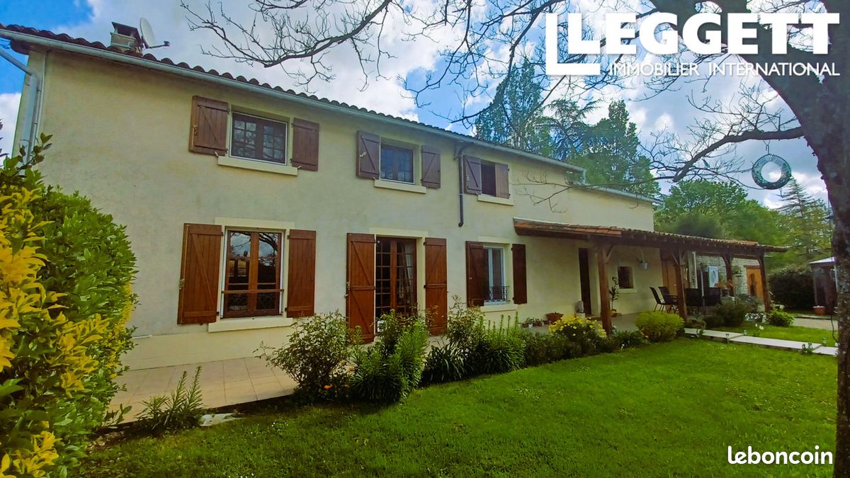 Maison 5 pièces 150 m² - Vançais 79120 (image principale 9)