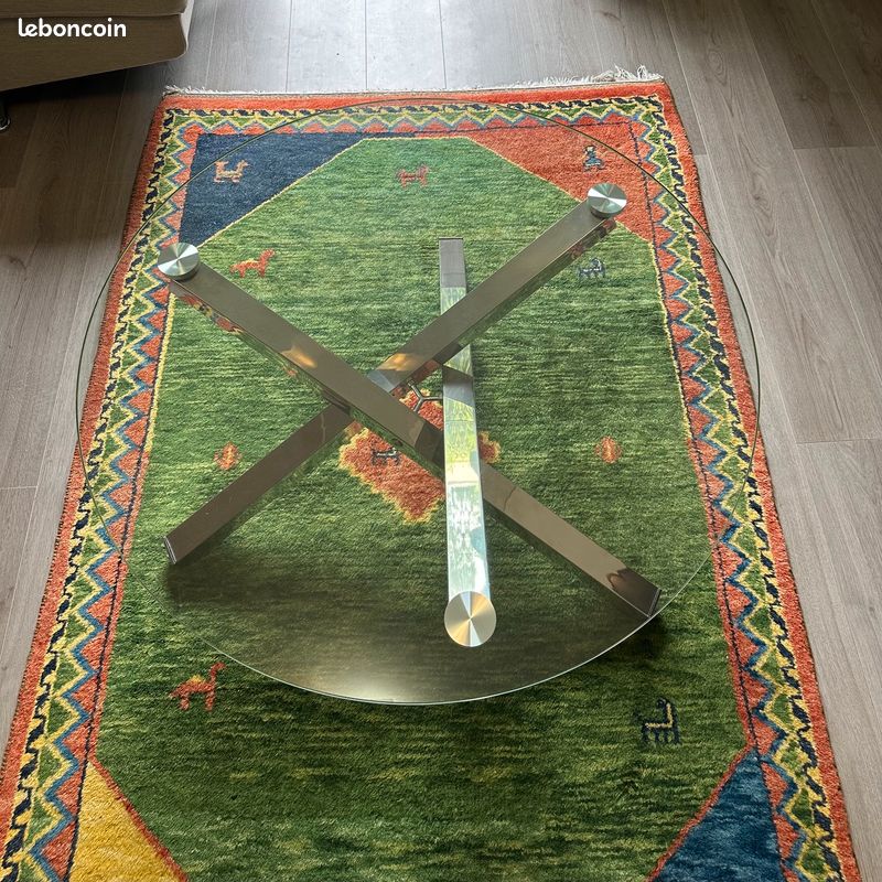 Table basse Maison du Monde design ronde verre transparent Ø 90 cm et métal chromé + Tapis OFFERT (image 3)