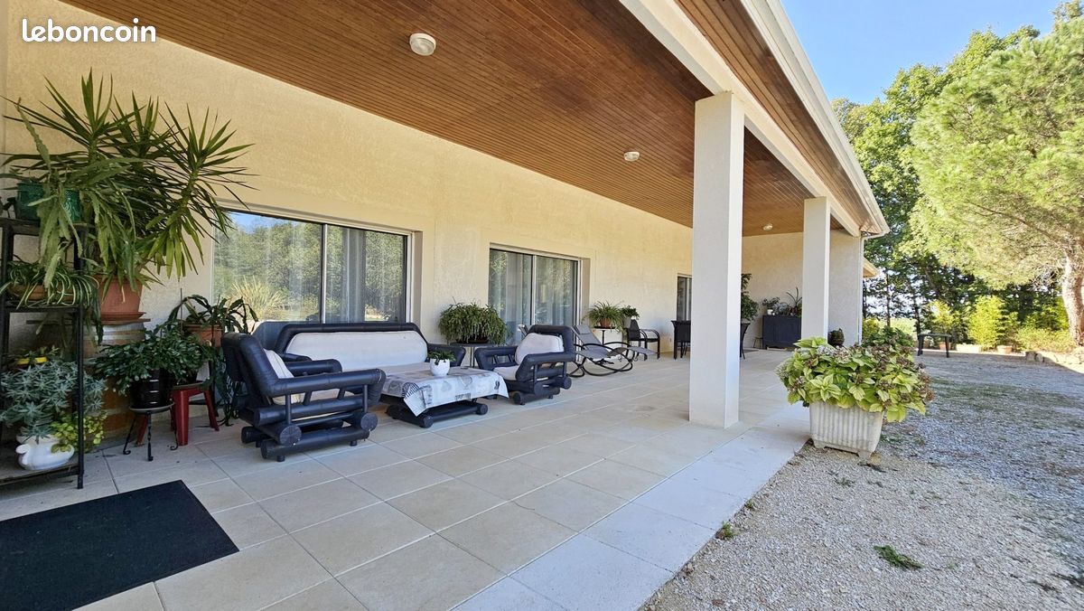 Villa 6 pièces 196 m² (image 2)