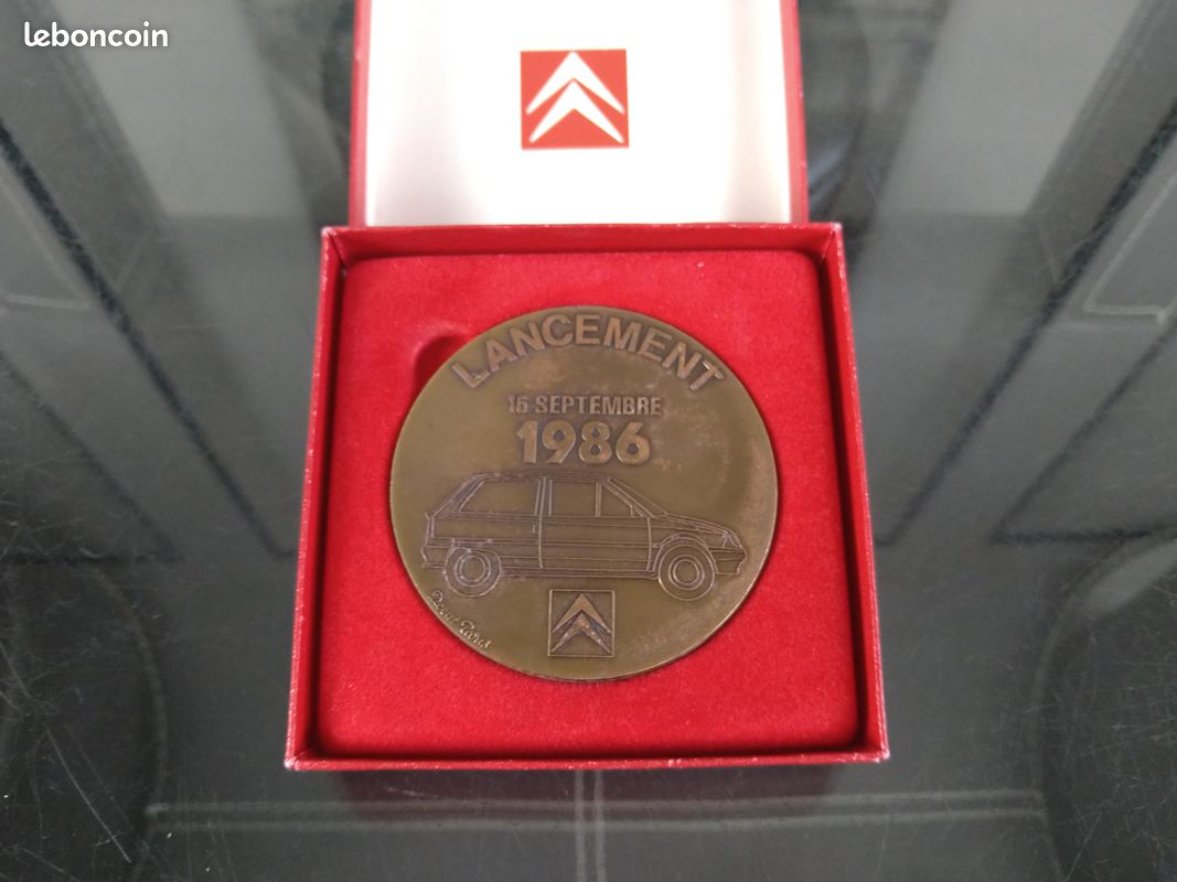 Ancienne Médaille Citroen AX 1986 en Bronze n°2 (image 4)