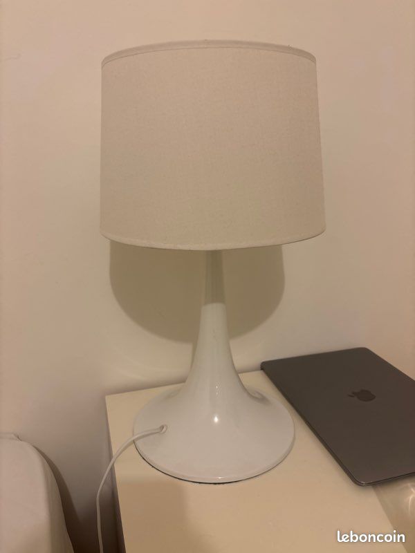 Lampe de chevet (image 1)