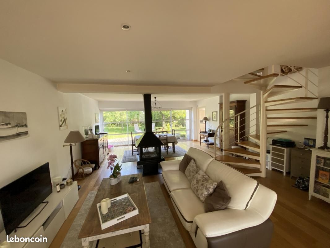 Maison a louer cesson-sevigne - 8 pièce(s) - 211 m2 - Surfyn