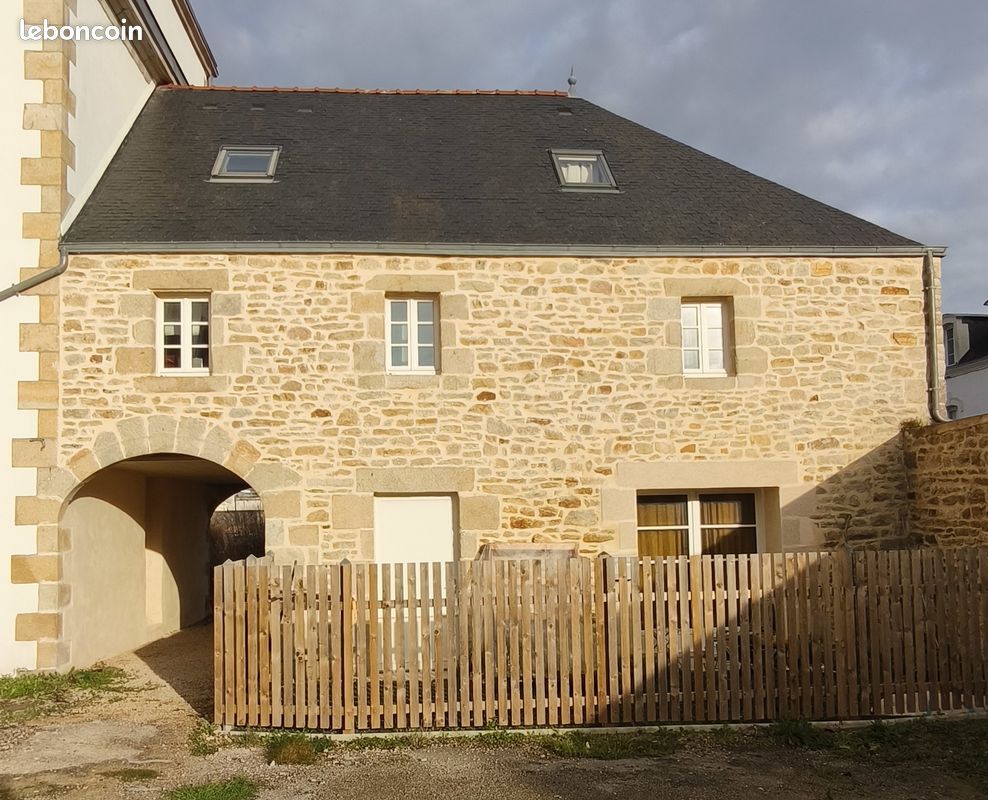 Maison 5 pièces 113 m² · à Pont-Croix · 113 m² · 300 000 €