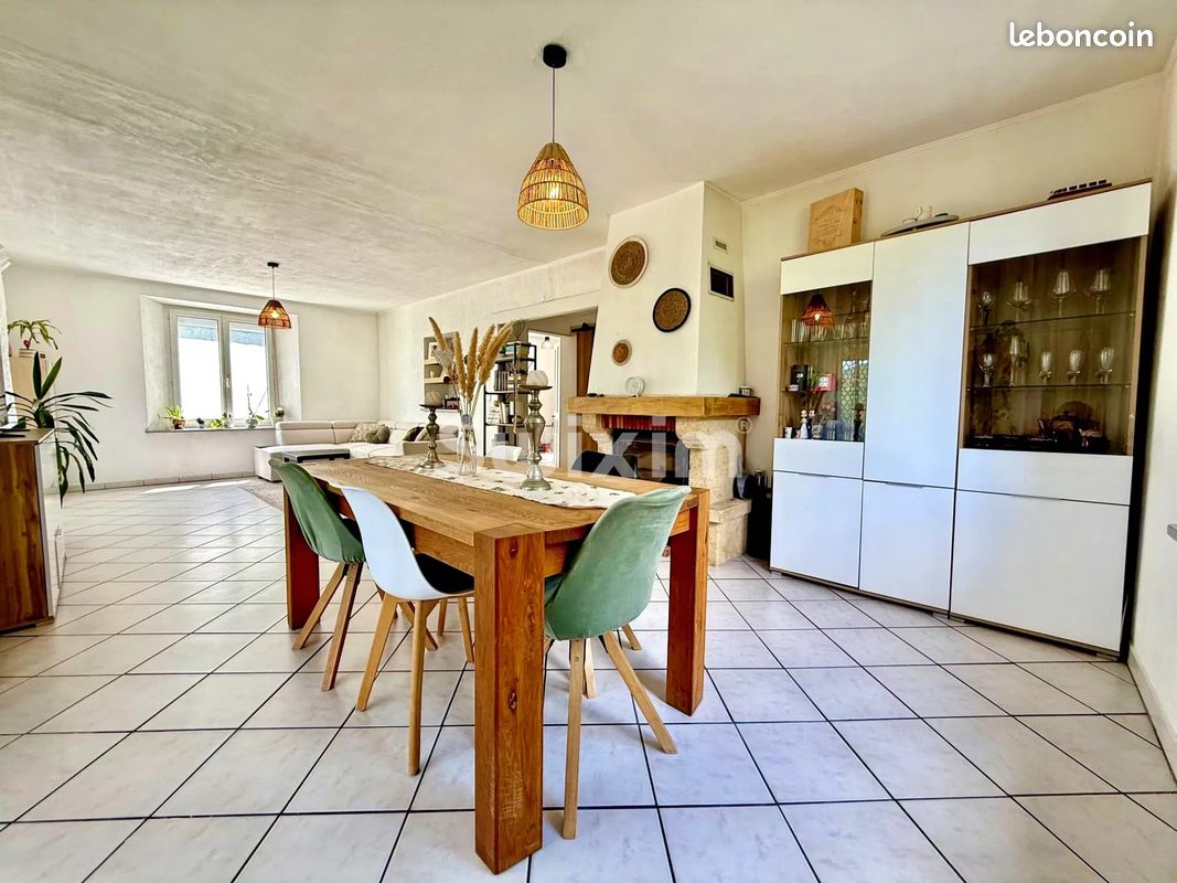 Maison 5 pièces 148 m² · à Viry · 148 m² · 474 000 €