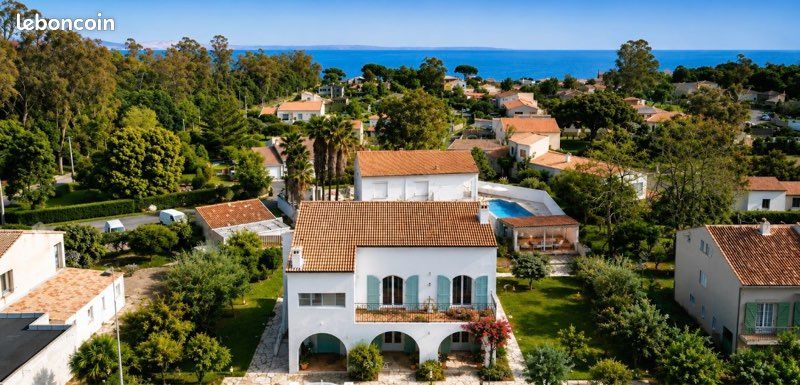 Appartement 7 pièces 223 m² · à Lucciana · 223 m² · 490 000 €