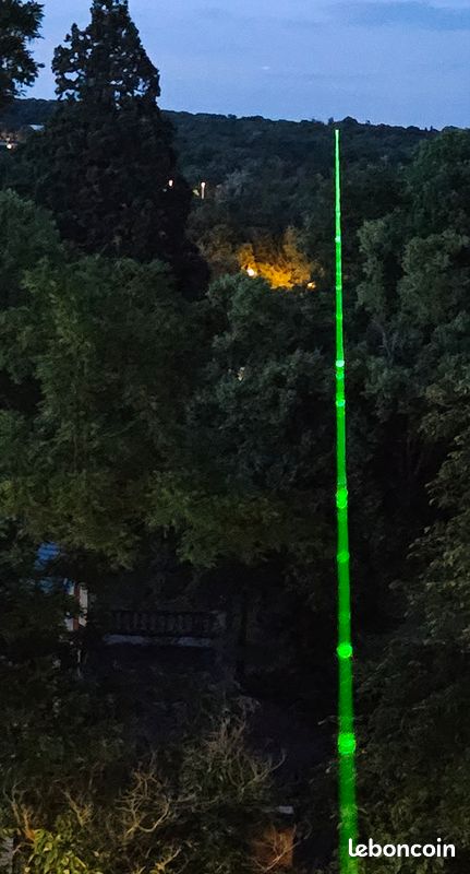 Lazer vert (image 1)