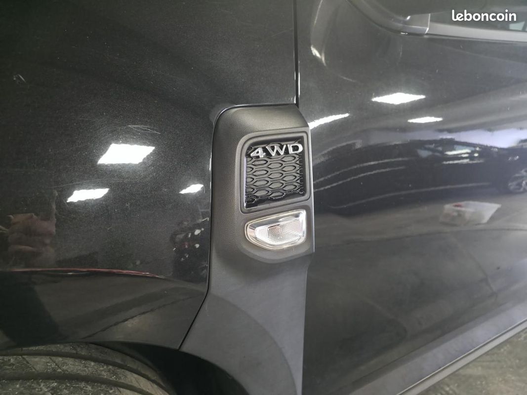DACIA DUSTER 1.3 TCe - 150 - 4x4 II Prestige (image 16)