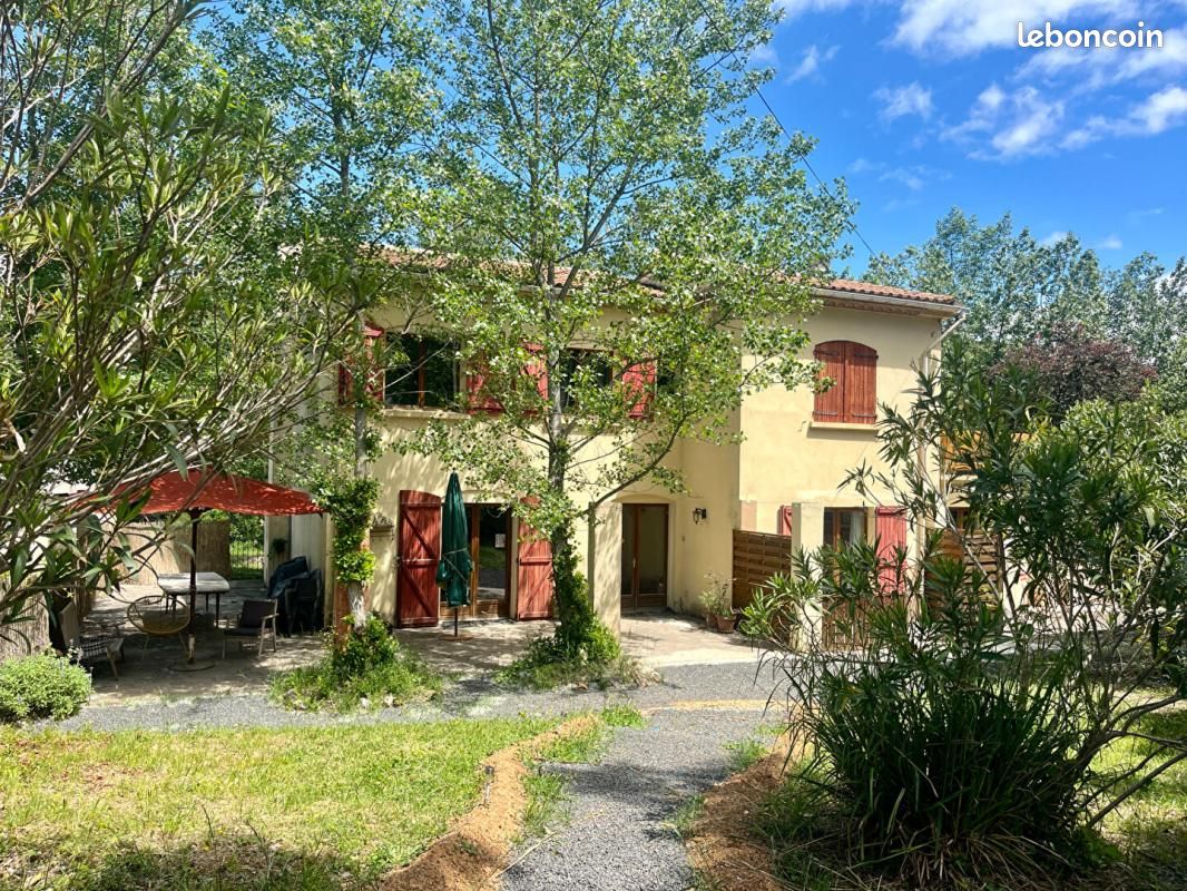 Maison 7 pièces 500 m² · à Quillan · 500 m² · 595 000 €